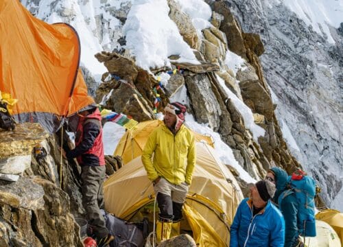 Everest Climbing Rules 2025: New Regulations, Costs & Guide Requirements